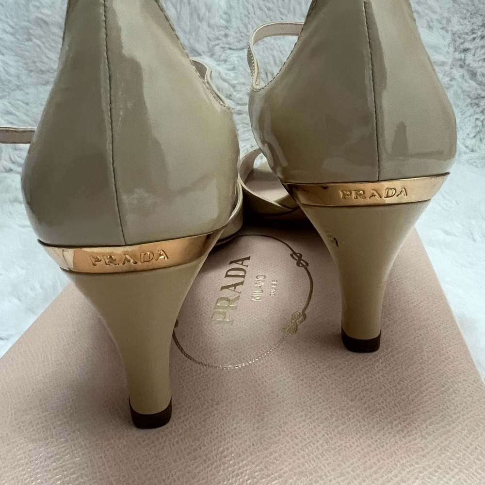 Prada shoes - Picture 4 of 8